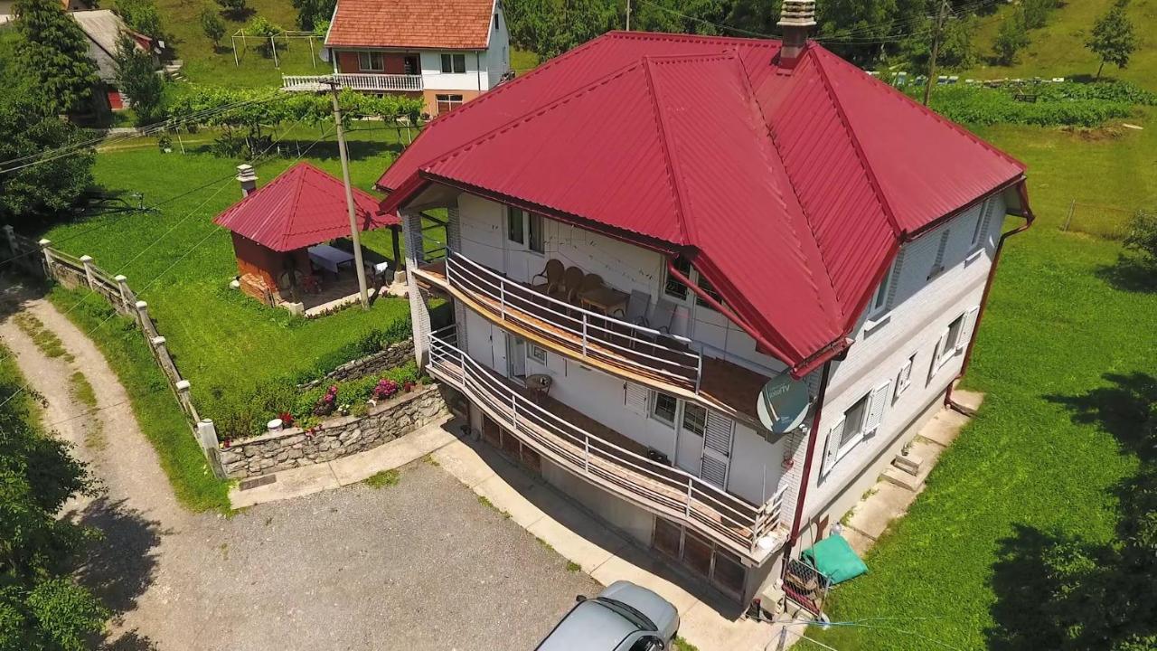 Apartment Mitric Плужине Экстерьер фото